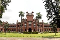 ঢাকা বিশ্ববিদ্যালয়ের সাত শিক্ষককে অব্যাহতি, অন্যতম অভিযোগ ‘জুলাইবিরোধী’ অবস্থান