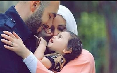 ভালোবাসার ছায়ায় ত্যাগের গল্প, সম্পর্কের ভাঙন